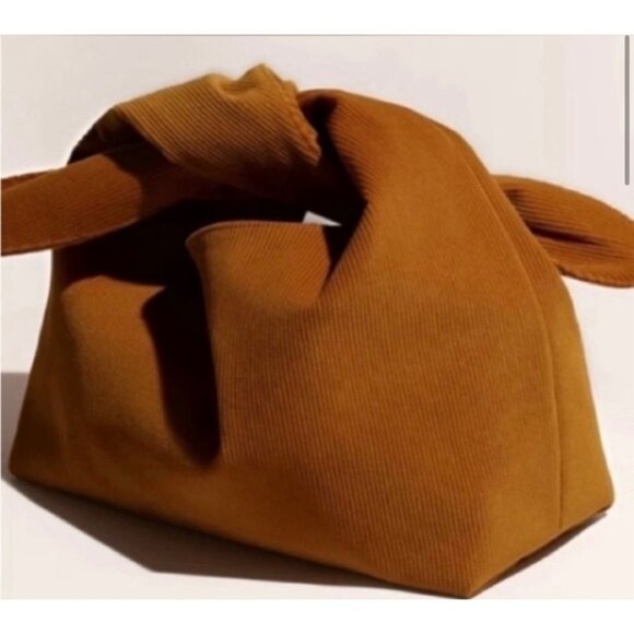 Merit Beauty Corduroy makeup bag - Picture 4 of 14